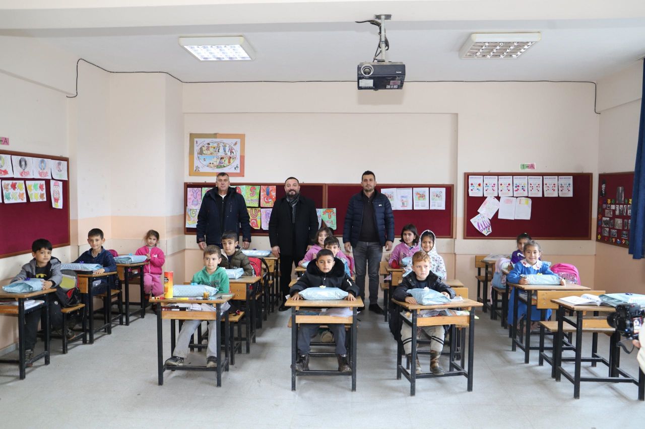 Ödemişli çocuklara Başkan Turan'dan yeni yıl sürprizi