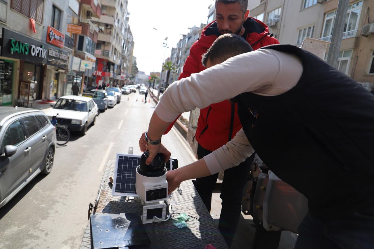 İzmir'de temiz bir çevre için kameralı takip başlıyor