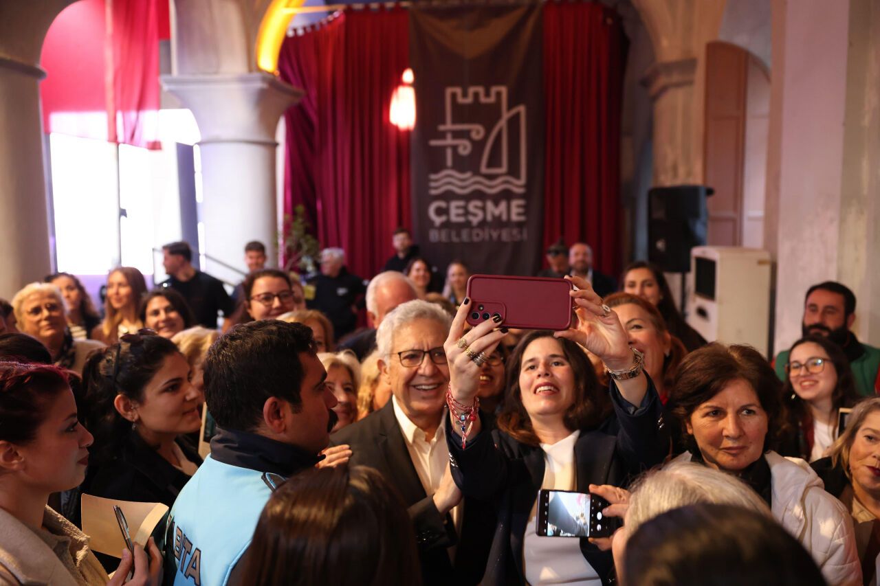 Çeşme'de kadınlar 8 Mart için yürüdü: Sesimizi asla kısamayacaklar