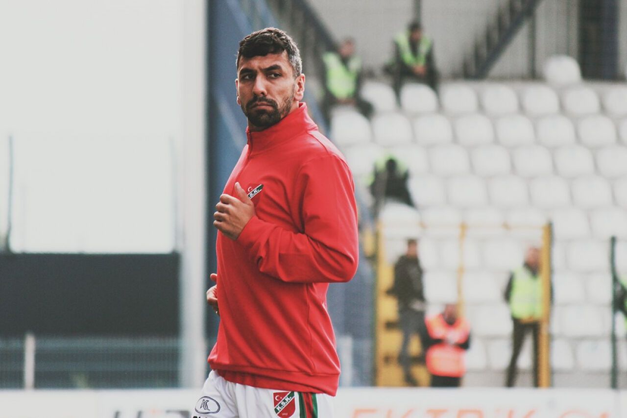 Hakan Barış'tan Karşıyaka'ya Play-Off öncesi sevindirici haber