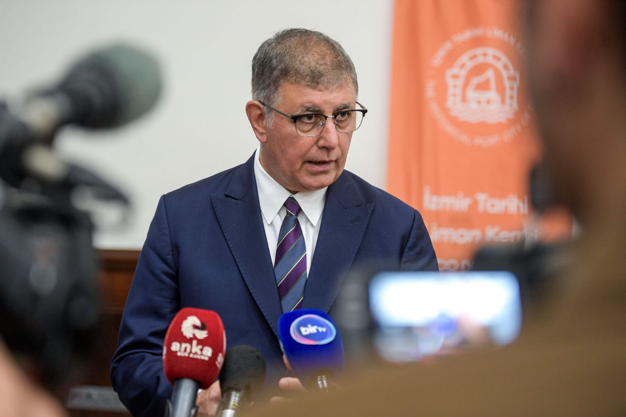 Tugay'dan İnciraltı planlarına temkinli destek