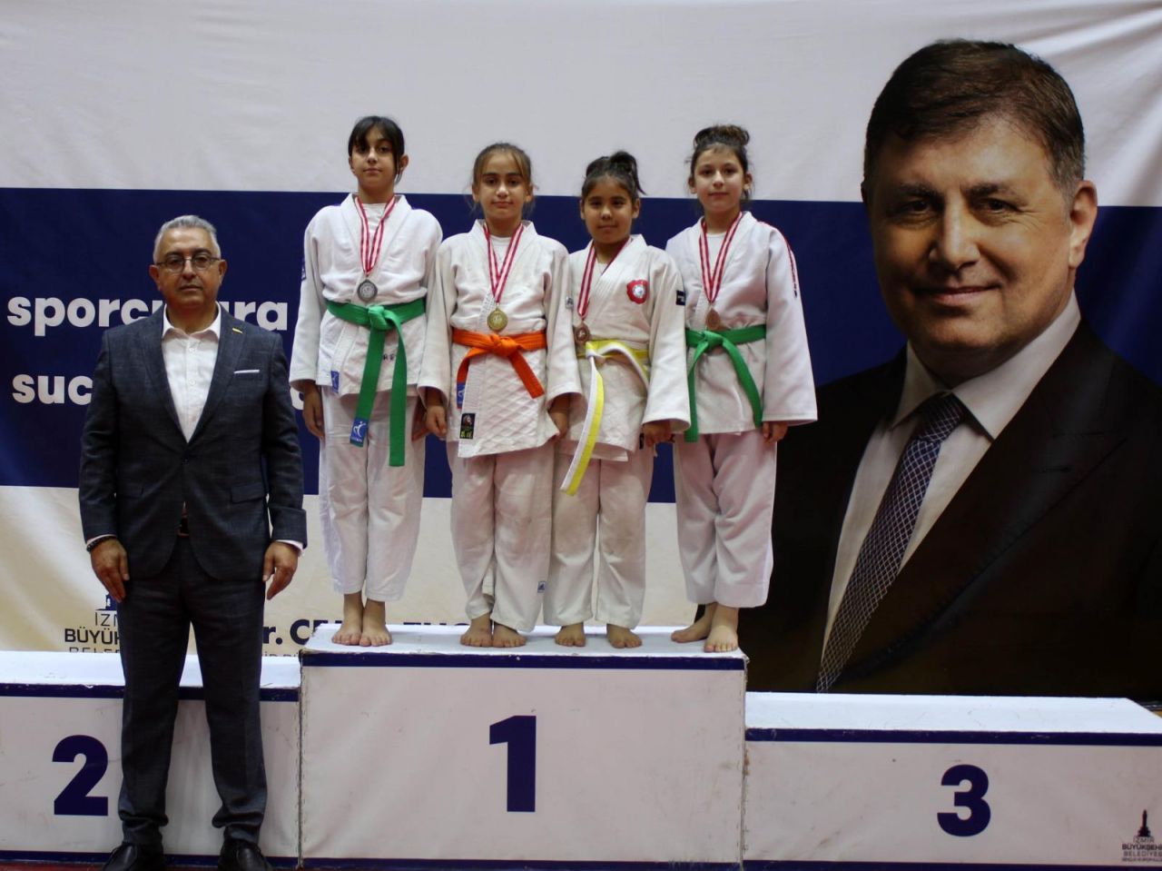 İzmir'de Judo şöleninde büyük mücadele!