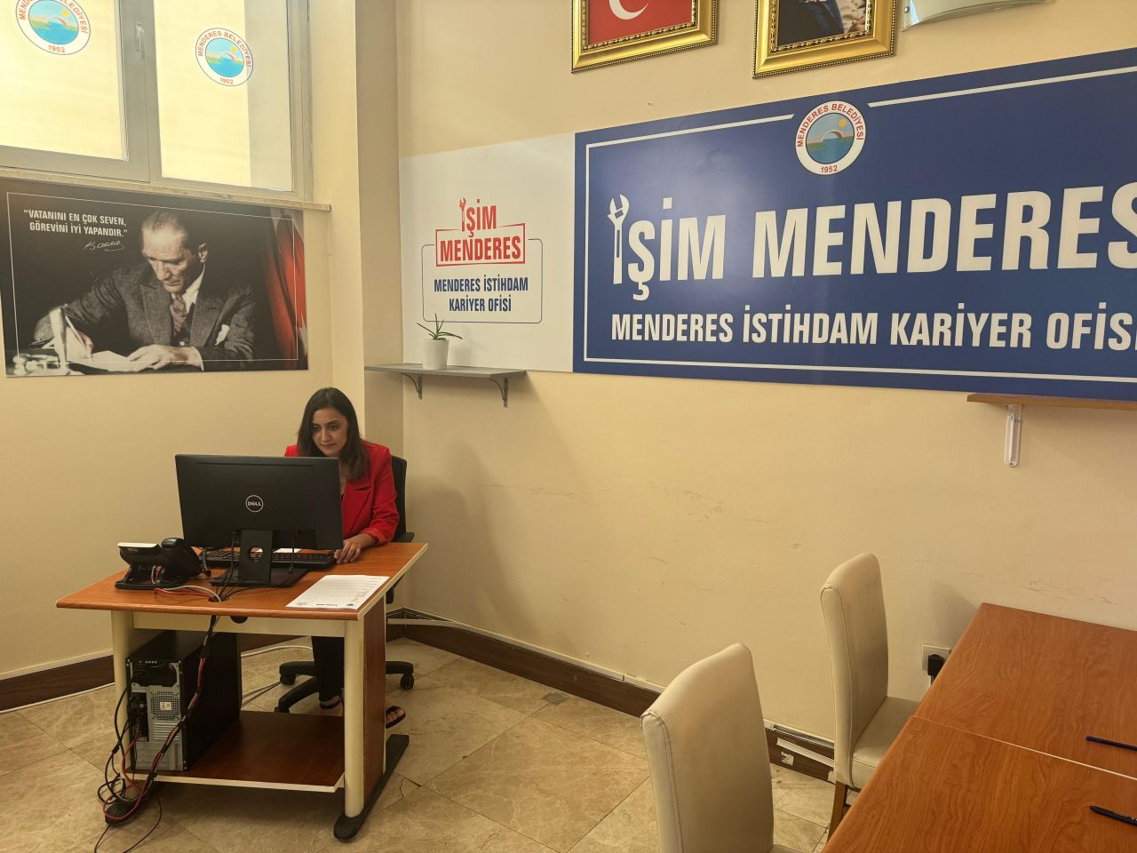 Menderes'te istihdam devrimi: 'İş'im Menderes' uygulaması başladı!
