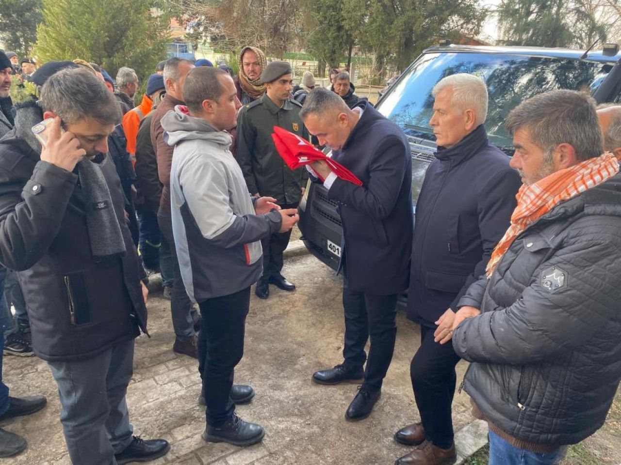 En acı veda: Kıbrıs Gazisi son yolculuğuna uğurlandı