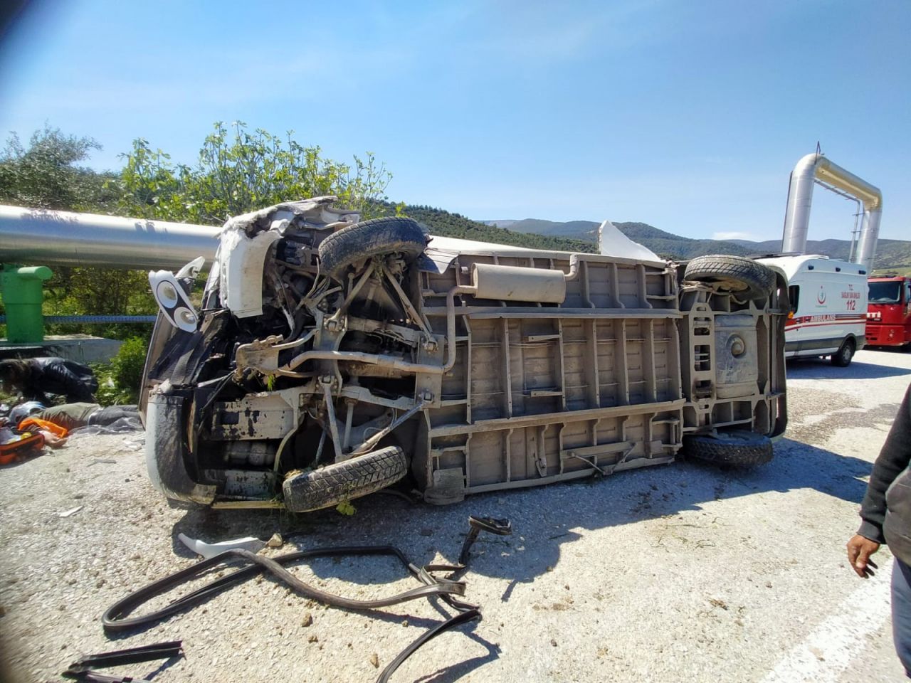 Denizli'de işçi servisi devrildi: 7 yaralı