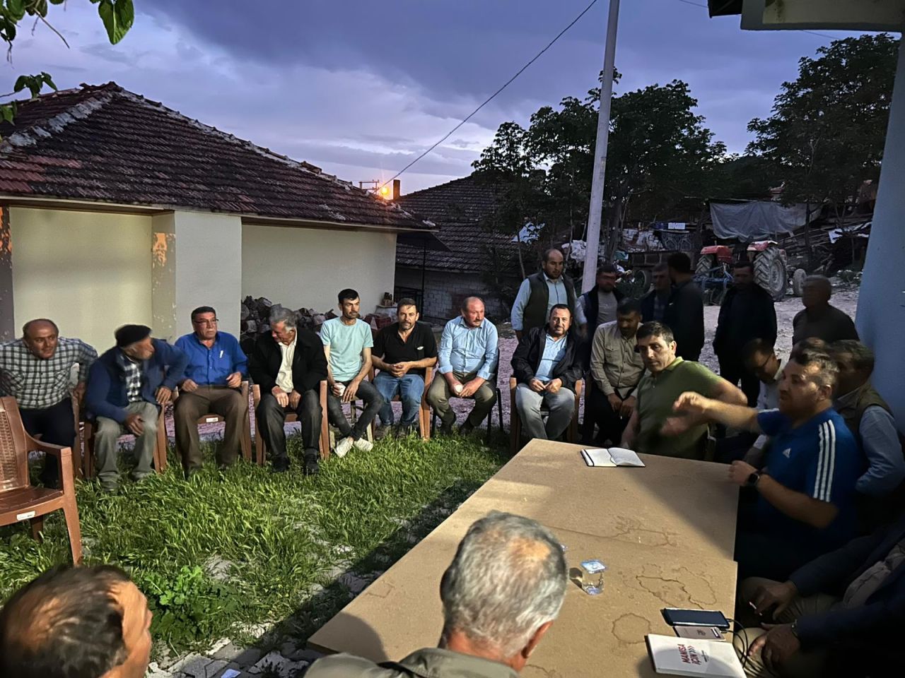 Köy köy geziyorlar! Üreticiye tek dam anlatılıyor