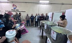 2 bin kişiye yemek 500 aileye erzak