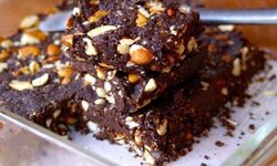 Diyeti alt üst eden, şekersiz ve pratik brownie tarifi