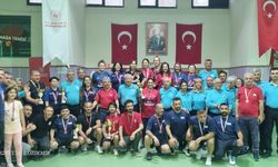 Çiğli, Masa Tenisi turnuvasında şampiyon oldu