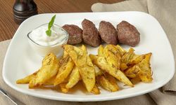 Fırında baharatlı patates tarifi: Kızartmaya elveda, lezzete merhaba!