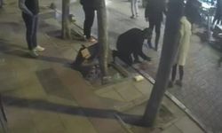 İzmir’de sözlü tartışma kanlı bitti: Cinayet büro devrede