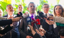Özgür Özel ülke gündemini İzmir'den değerlendirdi: Bakan çatır çatır istifa edecek
