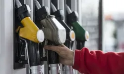Dizel aracı olanlar dikkat: Salı gününe kadar depoyu doldurmayın