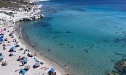 İzmir’in ücretsiz cennet kumsalları! ESHOT’la koşan koşana
