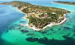 Bir otel, bir ada, sessizliğin zirvesi: Ege’de bu cennet nerede?