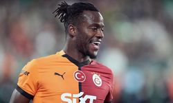 Michy Batshuayi’nin eşarp stili sosyal medyada fırtına estirdi!