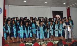 EÜ Ödemiş’te ilk fakülte mezunları gururla uğurlandı