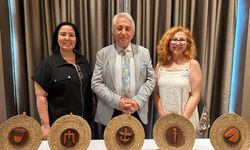 Seramik tutkunları Çeşme Boyalık Otel’de buluştu