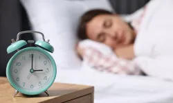Yorgun uyanıyorsanız dikkat! Uyku düzeninizde büyük hata olabilir