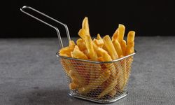 Usta şeflerin patates kızartması püf noktası: Yağdaki küçük dokunuşla büyük lezzet