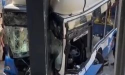 Son dakika! Belediye otobüsü kaza yaptı: Yaralılar var