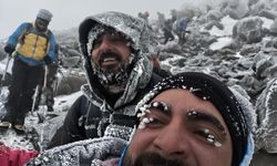 Temmuzda kar| Zirvede dondurucu soğuk