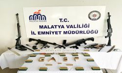 Silahlarla gövde gösterisi yaptılar: Çete çökertildi!