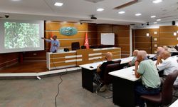 Zeytin üreticisine Bornova’dan tam destek