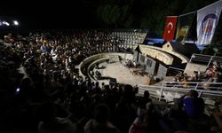 'İlmik İlmik' sahneye damga vurdu