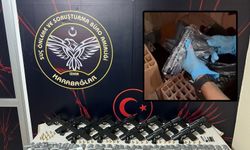 Karabağlar’da silah ticaretine operasyon: Gizli bölmelerden cephanelik çıktı