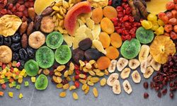 Taze meyve mi, kuru meyve mi? Gizli kalori ve vitamin farklarıyla karar verin