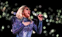 Lady Gaga’dan unutulmaz sahne kazası! O anlar nefes kesti