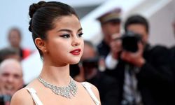 Böyle pasta görülmedi! Selena Gomez'in pastası sosyal medyayı yıktı!