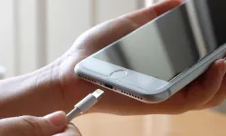 Şarj cihazı alışkanlığı cebinizi ve evinizi vuruyor!