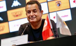 Acun Ilıcalı’dan taraftarlarına jest: Hull City taraftarları Çeşme’de tatilde!