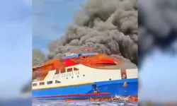 Yolcu gemisinde yangın çıktı, yolcular denize atladı! Ölü ve yaralılar var