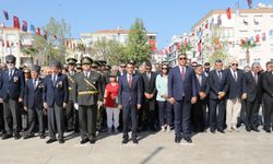 Narlıdere’de binlerce kişi meydanı doldurdu!