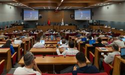 İzmir toplu taşımada büyük değişim: Biletler zamlı, ayrıcalıklar kalktı!