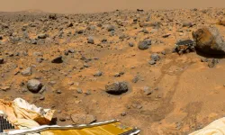 Bilim dünyası şaşkın: Mars’ta bu şekiller nasıl oluştu?