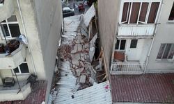 Balıkesir’de 6.1’lik yıkıcı deprem! Yıkılan binalar havadan görüntülendi!
