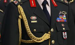 ‘Subayım’ diyen kişi İstanbul’da yolu kapattı! O anlar gündem oldu