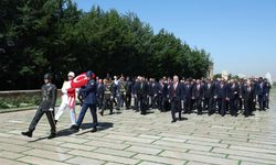 Devlet erkanı Anıtkabir’de! Erdoğan’dan kritik mesaj