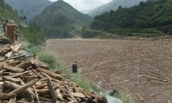 Pakistan alarmda: Tarihi sel felaketi 2 milyon kişiyi vurdu