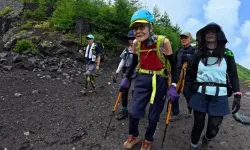 102 yaşında Fuji Dağı’na tırmandı, Guinness rekoru kırdı