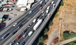 Trafik kilitlendi! 24 saatte iki kamyon kazası şok etti