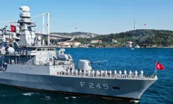 Mavi Vatan İstanbul Boğazı’nda gururla dalgalandı