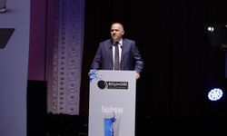 Ömer Fatih Sayan'dan eleştirilere tokat gibi yanıt