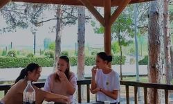 Kirleten temizliyor: Temizlikte mizah dönemi başladı!