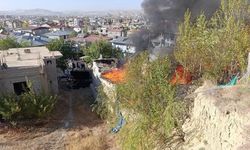 Panik anları: Kömürlük alev alev!