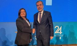 Siyasi kriz! AK Partili üyeden tepki çeken davranış